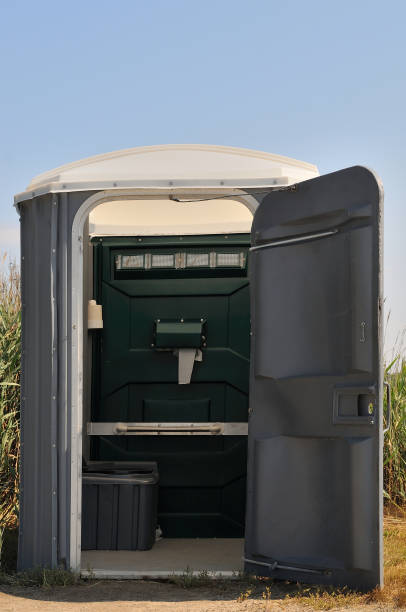 Best Wedding porta potty rental  in Manhattan, IL