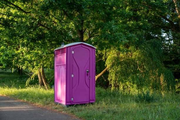 Best Portable restroom trailer rental  in Manhattan, IL